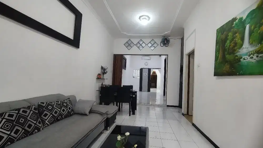 Jual rumah griya Kebraon