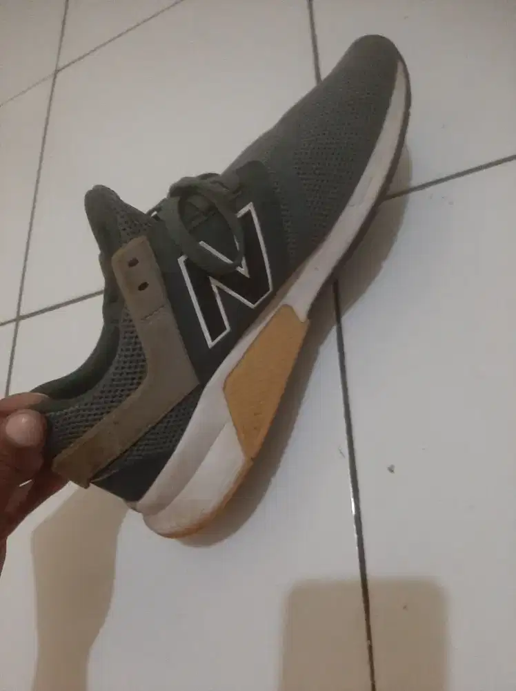 Sepatu new balance