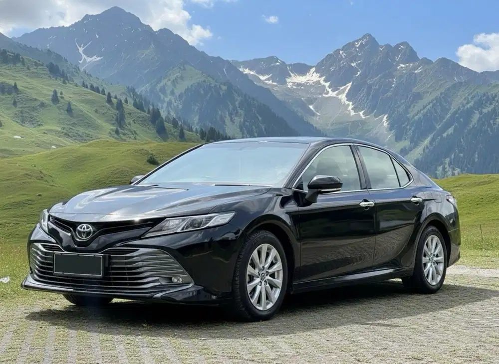 Toyota Camry 2.5 V At 2021 km +/- 62.000