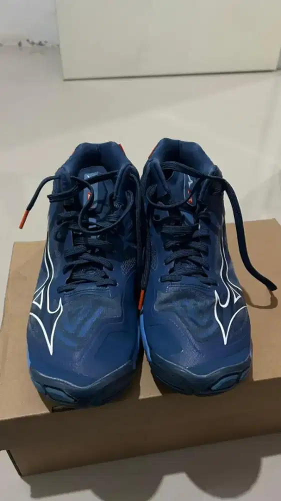 Sepatu Volly Mizuno wave lighting Z7 Original