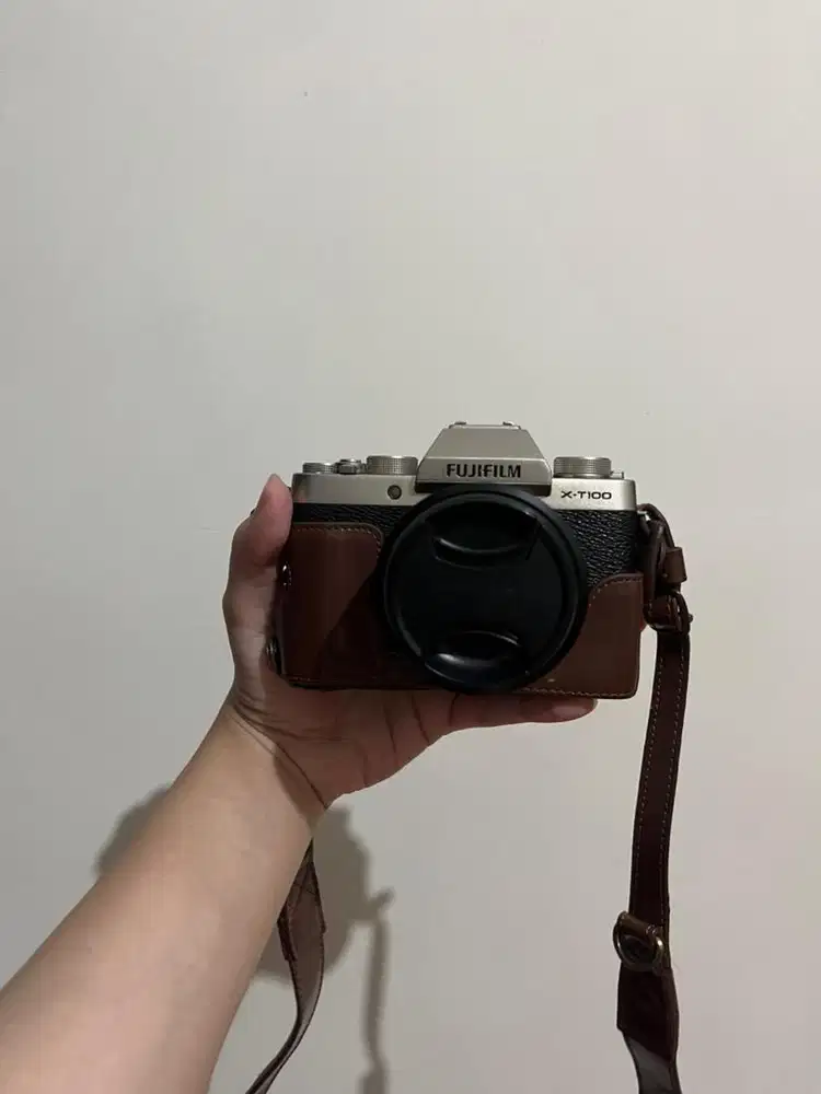 Fujifilm XT-100 Kit 15-45mm Fullset mulus