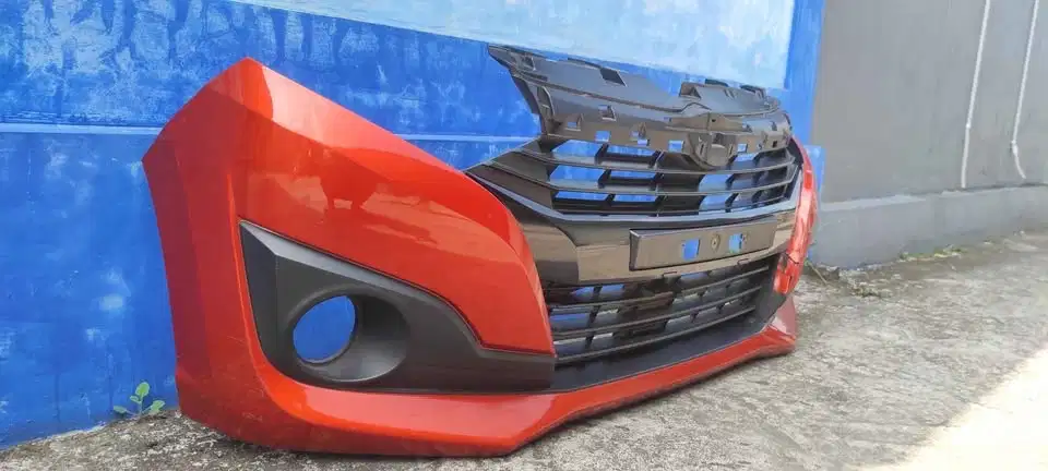 Bumper depan Ayla X 1,2 (perlu reparasi)