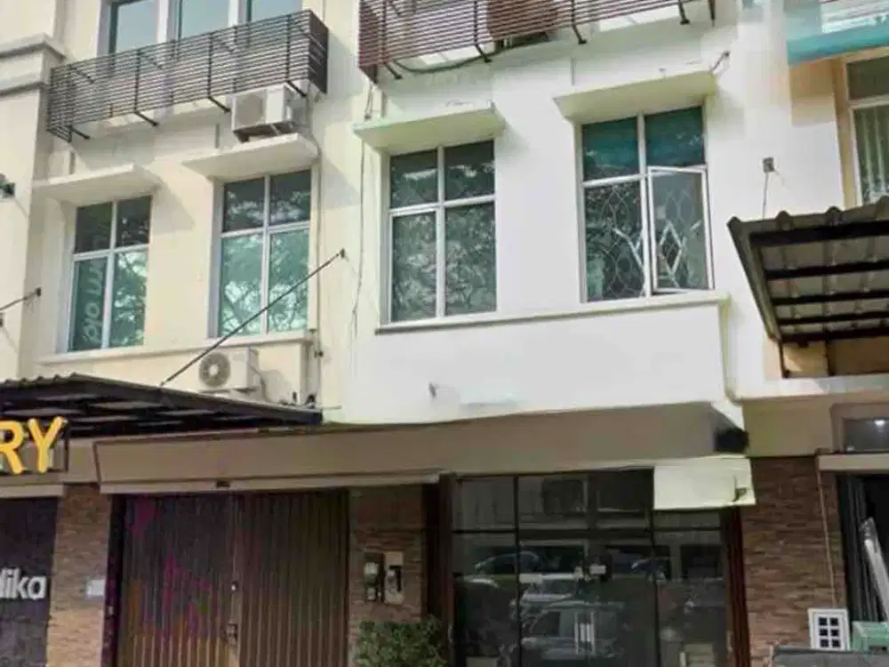 BU Murah Ruko Strategis 3 Lantai Di Toll Boulevard BSD