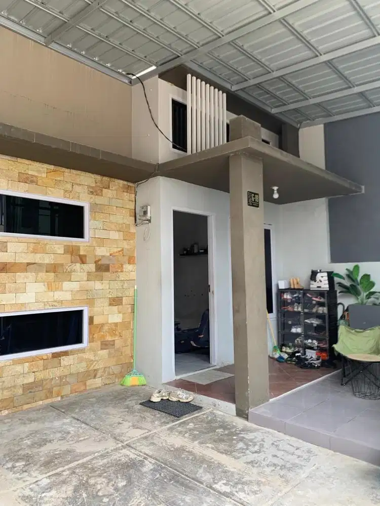 DISEWAKAN/DIJUAL CEPAT RUMAH MINIMALIST TENGAH KOTA