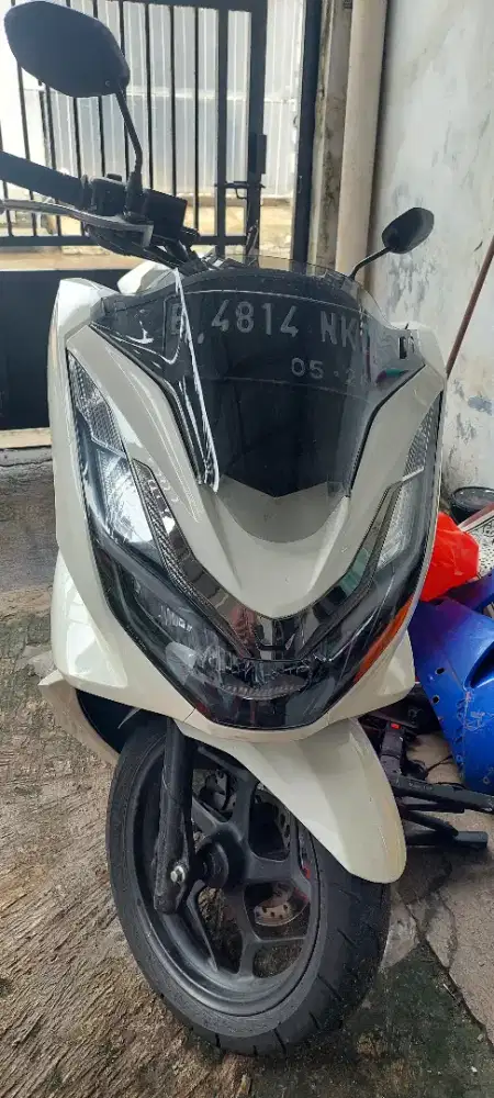 Dijual Honda Pcx 160 cc tahun 2021