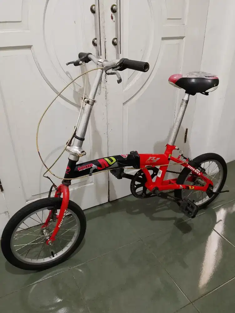 Sepeda lipat odessy uk 16