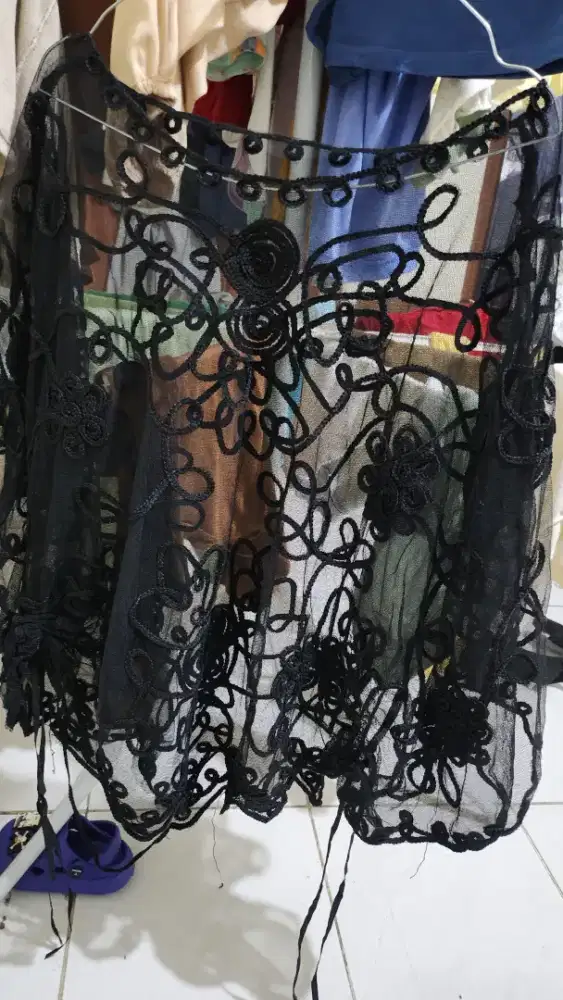 Brukat betwing serut