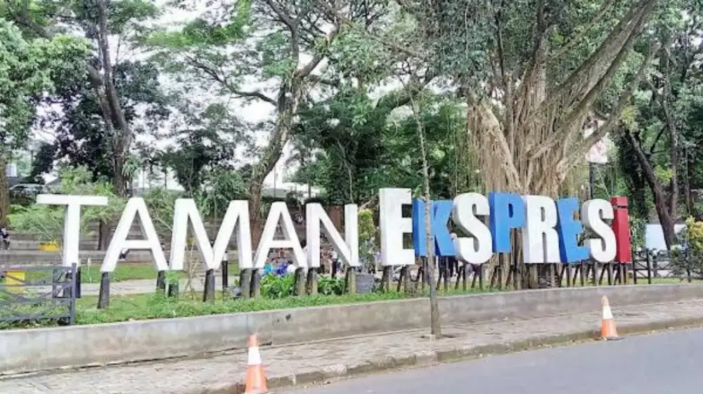 Dagang kopi minuman gerobak mangkal