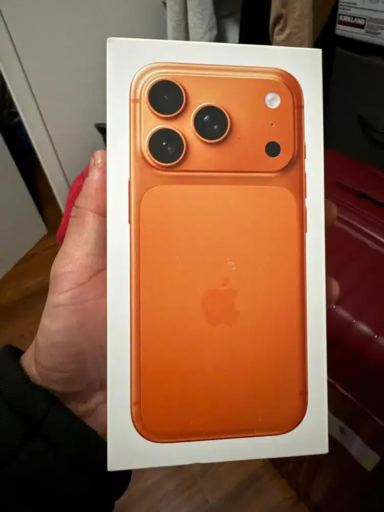 IPHONE 17 PRO 256GB NEW WARNA COSMIC ORANGE