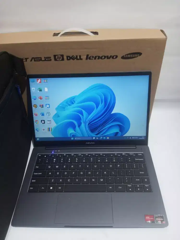 Advan Soulmate Plus Ryzen 5 3500U DDR 8GB SSD 256GB 14 Baterai awet