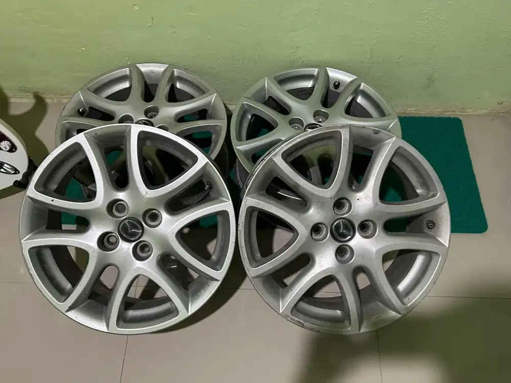 Velg Mazda 2 r15