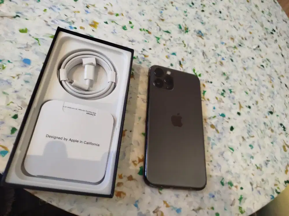 Iphone 11 pro 256gb langka baru