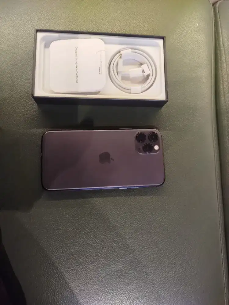 Iphone 11 pro 256gb milik apple