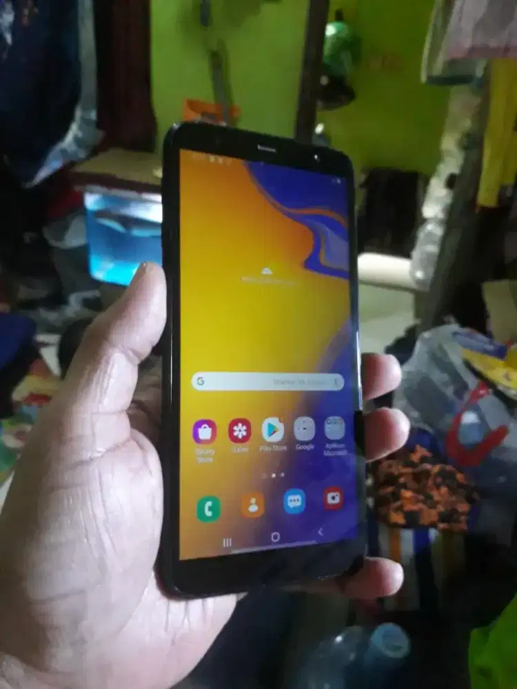 SAMSUNG J6+ RAM 4/64 GB NORMAL NO MINUS MULUS SEGEL ORI HP AJA DIJUAL