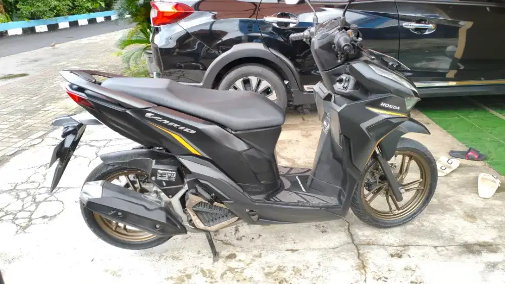 Vario 125  CBS iss keyless like new