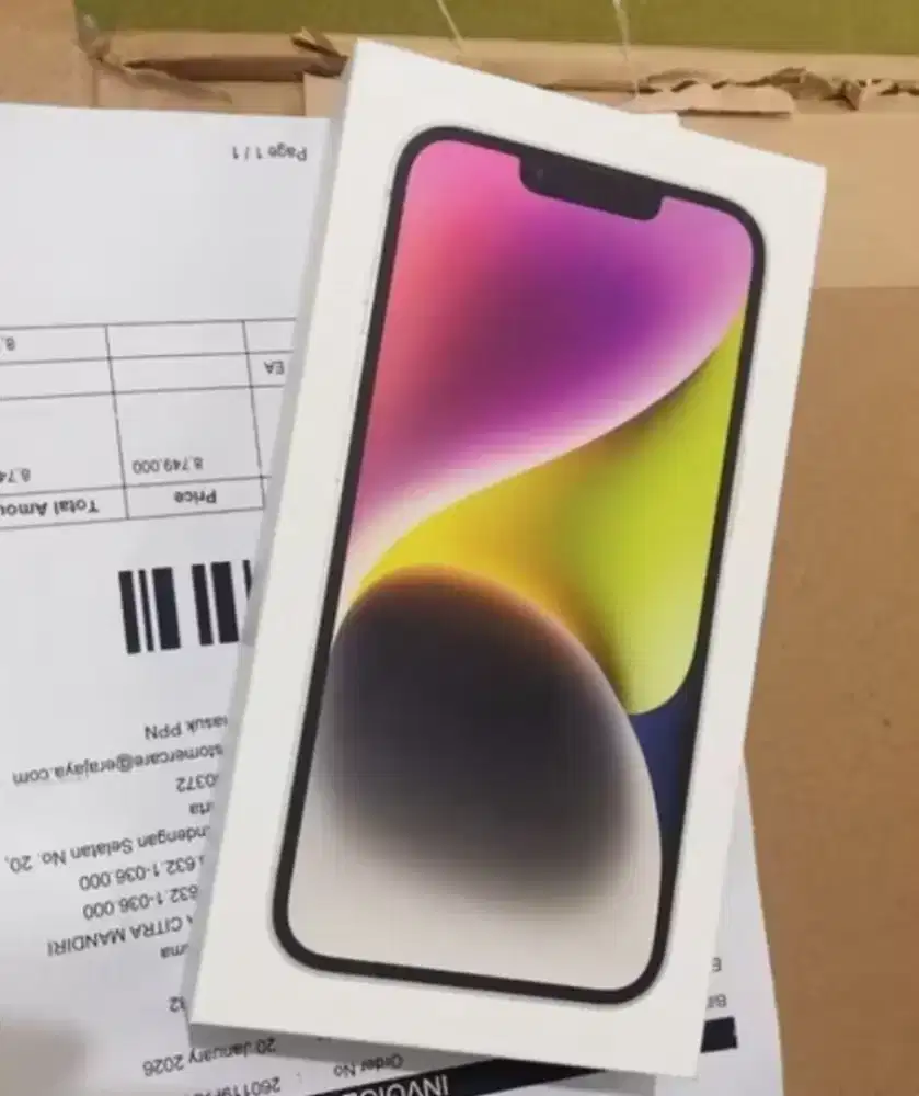 iPhone 14 warna Starlight 128GB