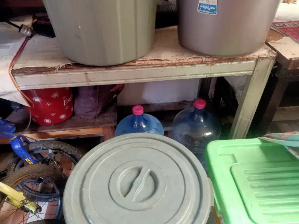 Meja baja ringan ukuran 2 meter