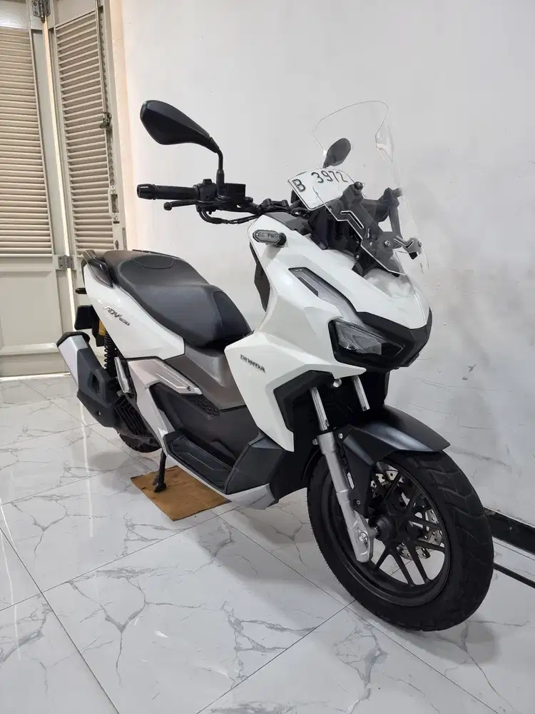 Honda New ADV 160 CBS Keyless 2025 bln 2 Like New bisa kredit