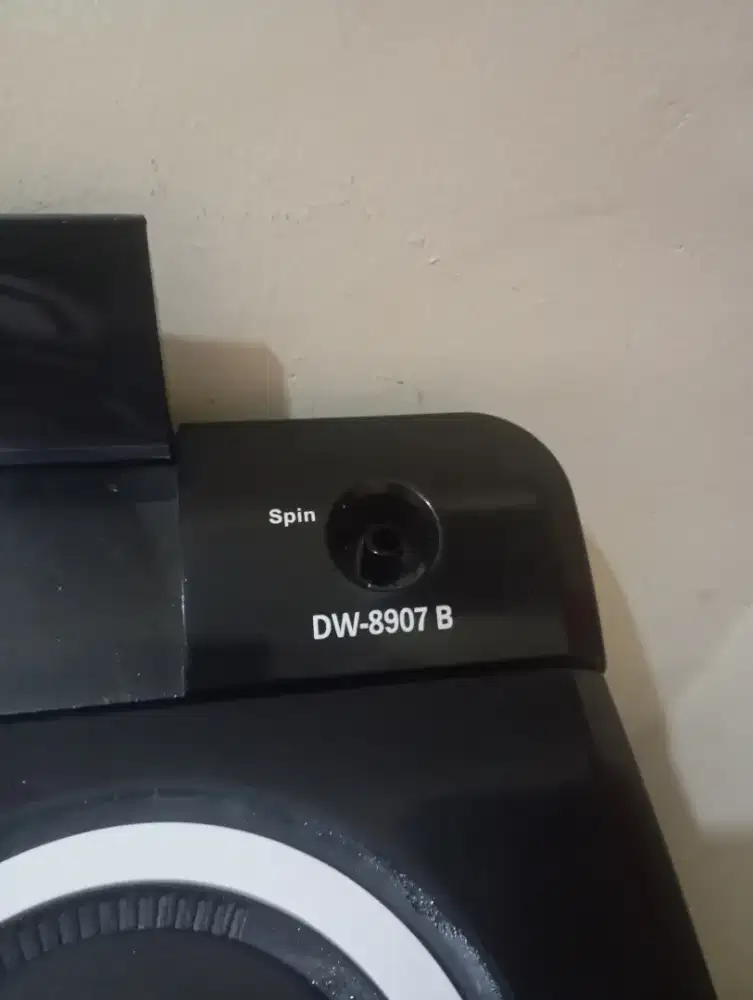 Elektronik rumah tangga seperti BARU