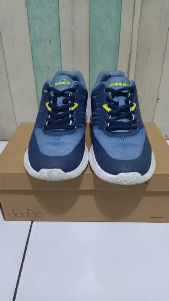 Sepatu Diadora Ori Size 43