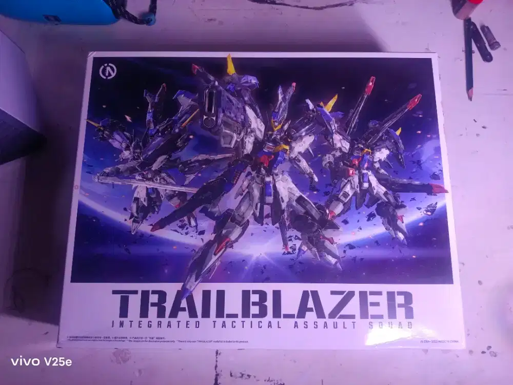 Infinite Dimension x Supernova IN ERA + MG 1/100 Trailblazer Model Kit