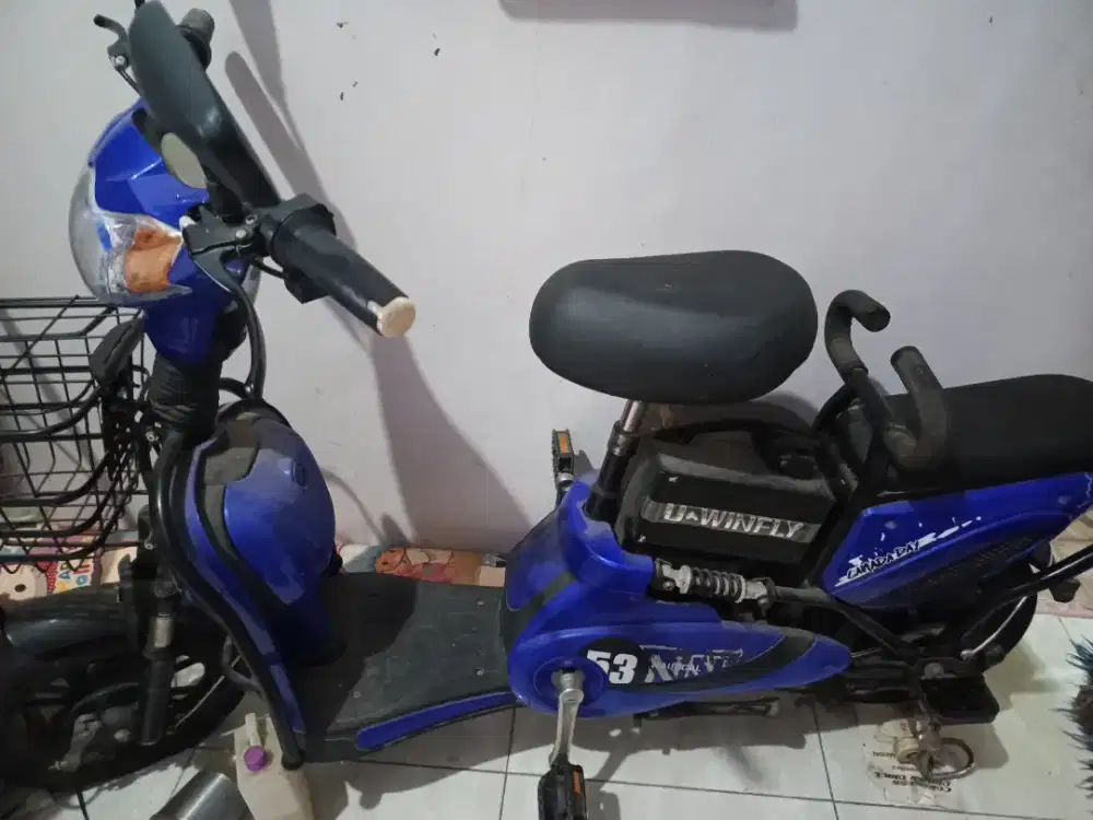 Sepeda listrik uwinfly