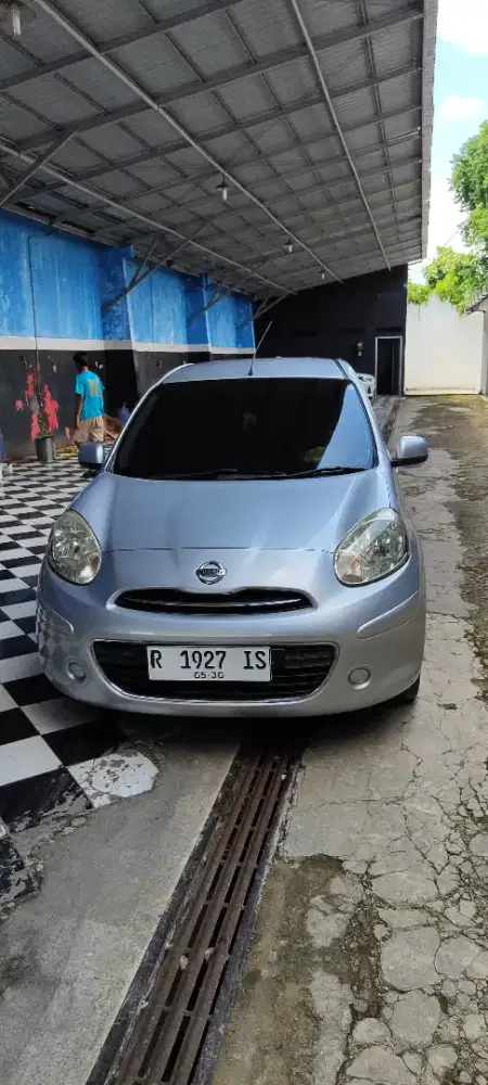 Nissan March XS 1.2 A/T 2012