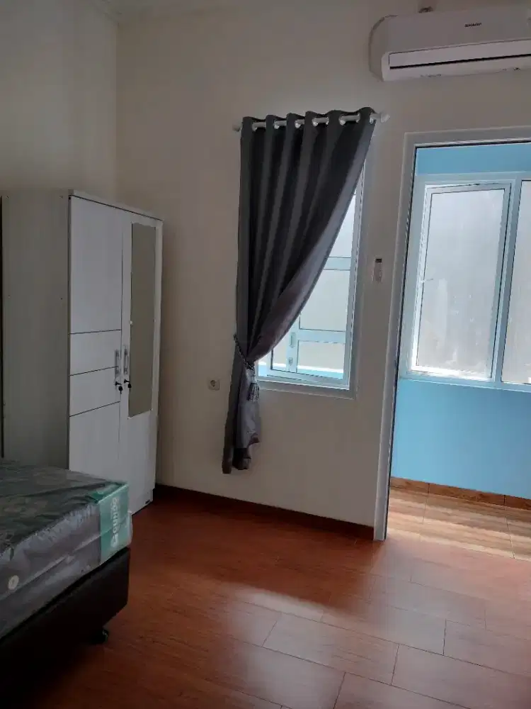 Disewakan kost wanita muslimah bekerja