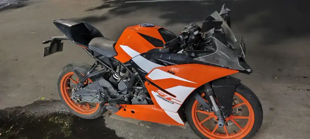 KTM RC 250 plat N Malang
