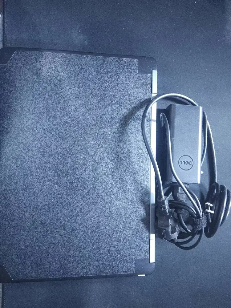 Dell Latitude E5270 i5 Gen 6 RAM 16GB NVME 512GB