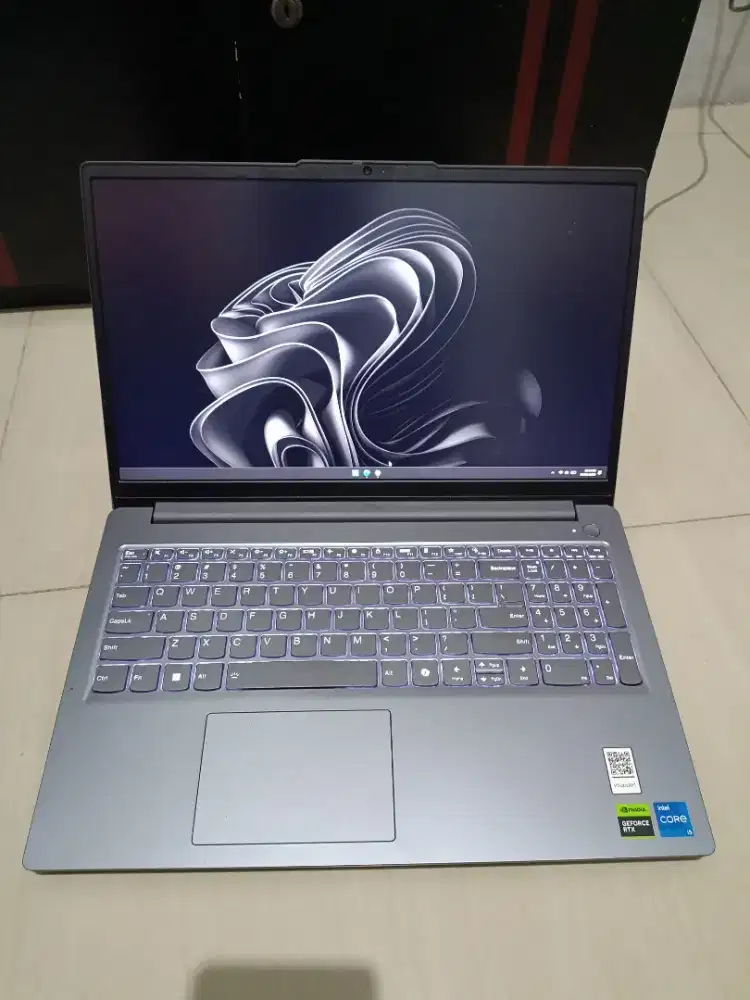 DIJUAL: Lenovo LOQ essentials Gaming - RTX 3050 6GB