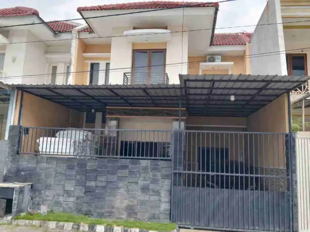 HARGA DI BAWAH PASAR! Rumah 2 Lantai Lebak Indah Regency