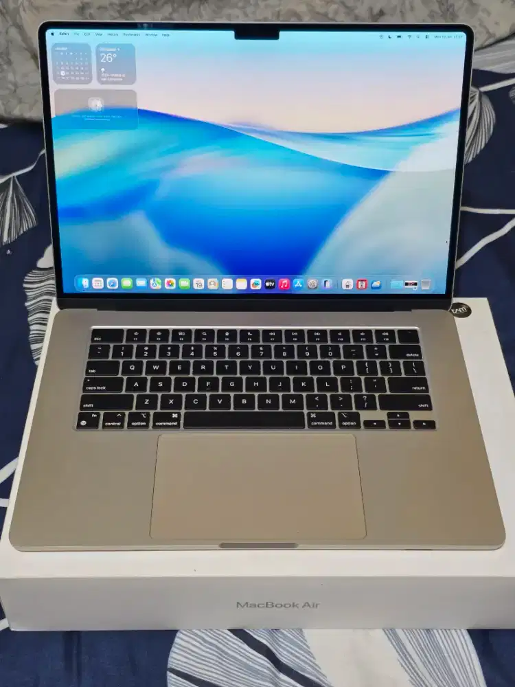 Laptop Apple Macbook Air M3 15 inchi Resmi ex Garansi TAM