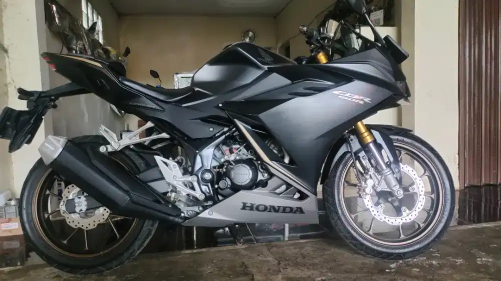 Jual cbr 150 r new th 2024.