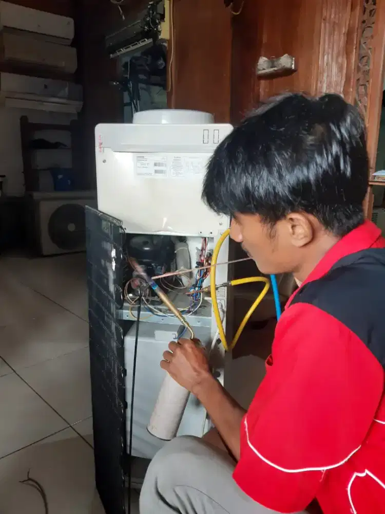 SERVICE DISPENSER WATER HEATER KULKAS MESIN CUCI DLL BERGARANSI