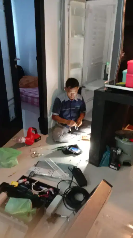 MELAYANI JASA BONGKAR PASANG,BONGKAR,PASANG,SERVICE DLL BERGARANSI