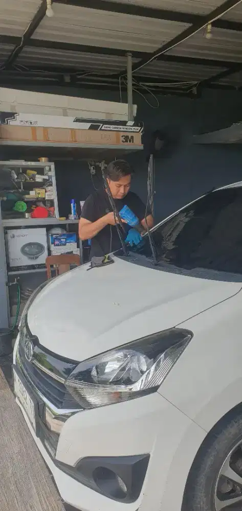 Kaca film anti panas