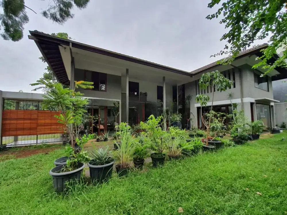 DIJUAL Rumah MODERN MINIMALIS CEMPAKA BINTARO Jakarta Selatan