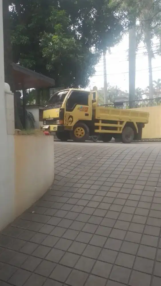 Jasa buang sampah puing barang bekas dan jual urugan