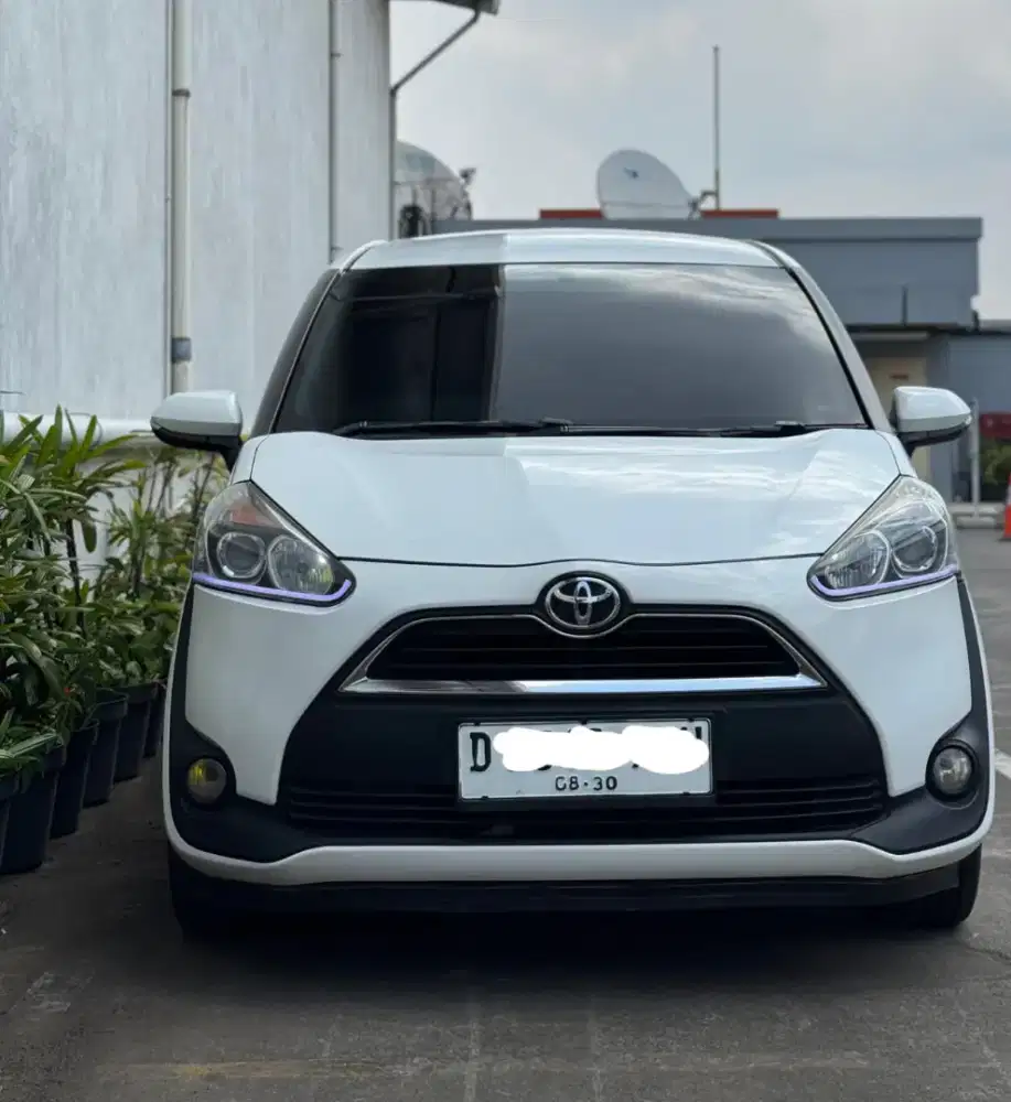 SIENTA Autommatic 2016 istimewa