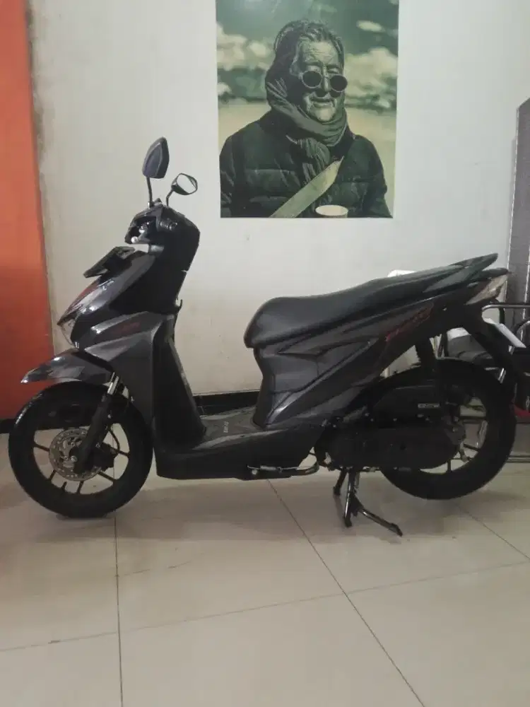 Honda new beat deluxe CBS ISS 2024 FULL ORISINIL seperti baru