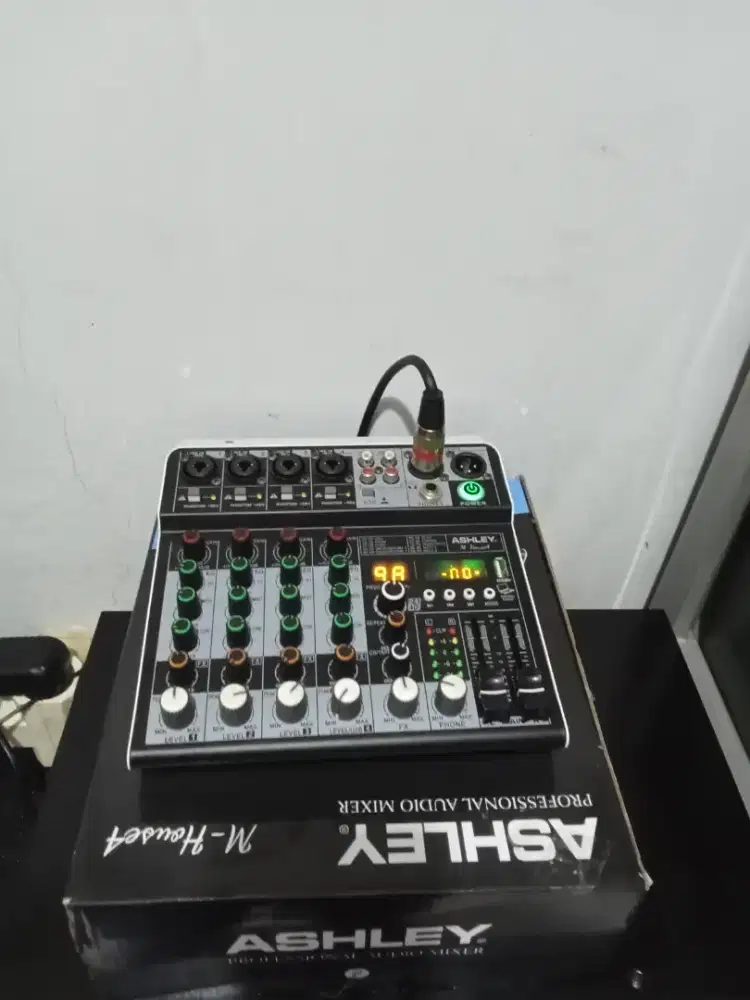 Mixer M-house4 6 Chanel