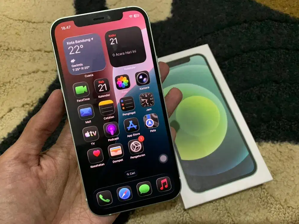 Iphone 12 64gb mint simlock 5G fullset inter LL/A