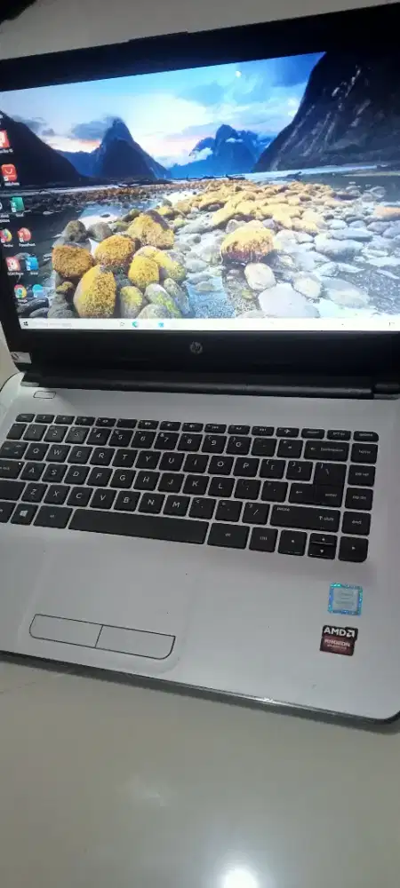 Laptop HP 14 dual VGA