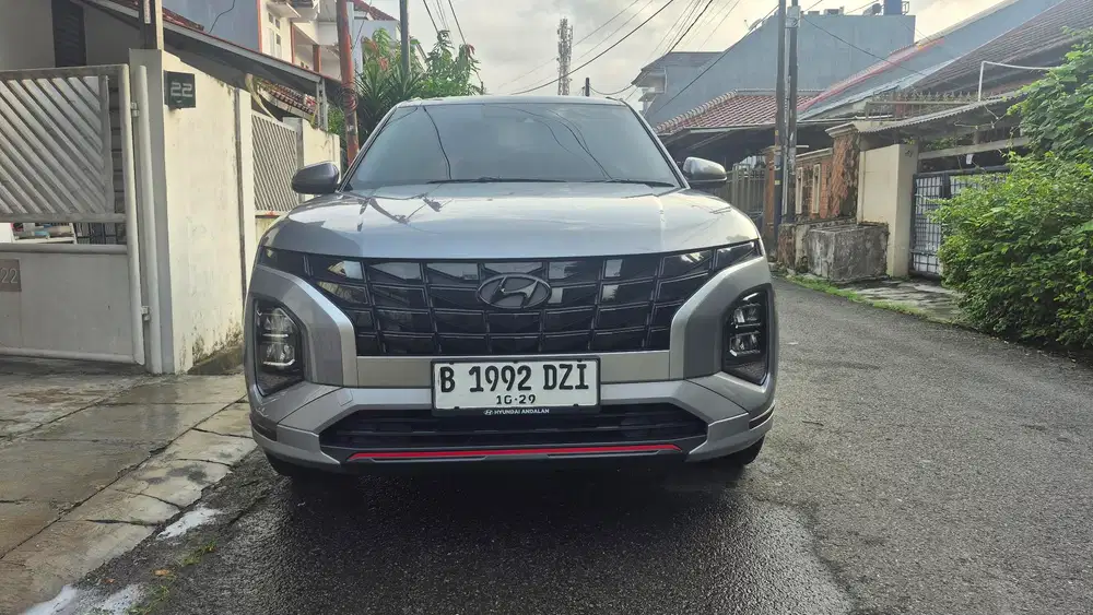 Hyundai Creta 2024 prime, silver single tone