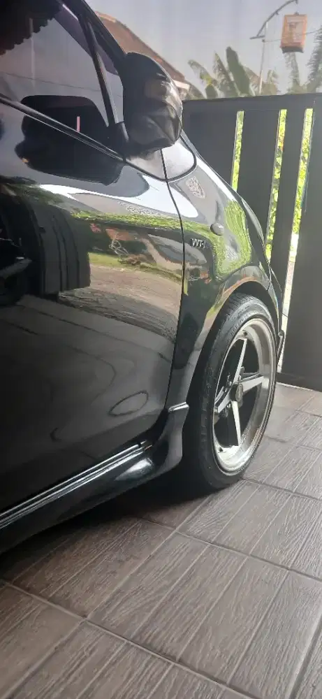 Toyota Yaris MT 2011