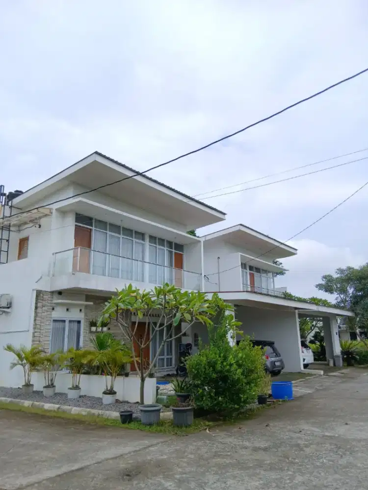 RUMAH STRATEGIS DEKAT EXIT TOL UNGARAN