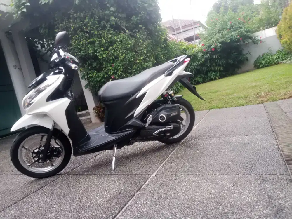 JUAL CEPAT! VARIO KZR 2012 SPEK RAWATAN MULUS
