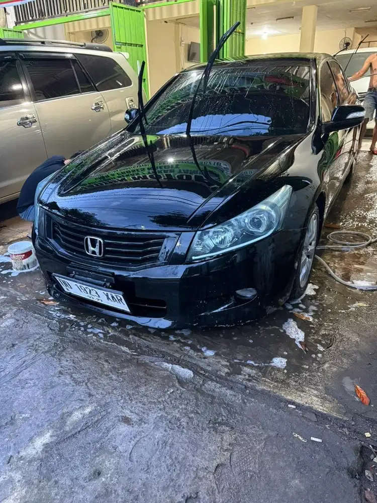Jual Honda accord Matic 2010