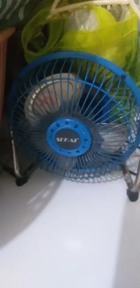 Dijual kipas angin kecil merek sekai